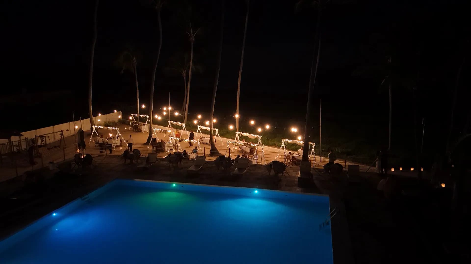 Vista noturna do Vivari